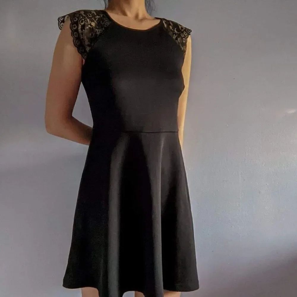 Anthropologie Elodie Fit & Flare Black Dress w/ Lace Floral Sleeves (Small)